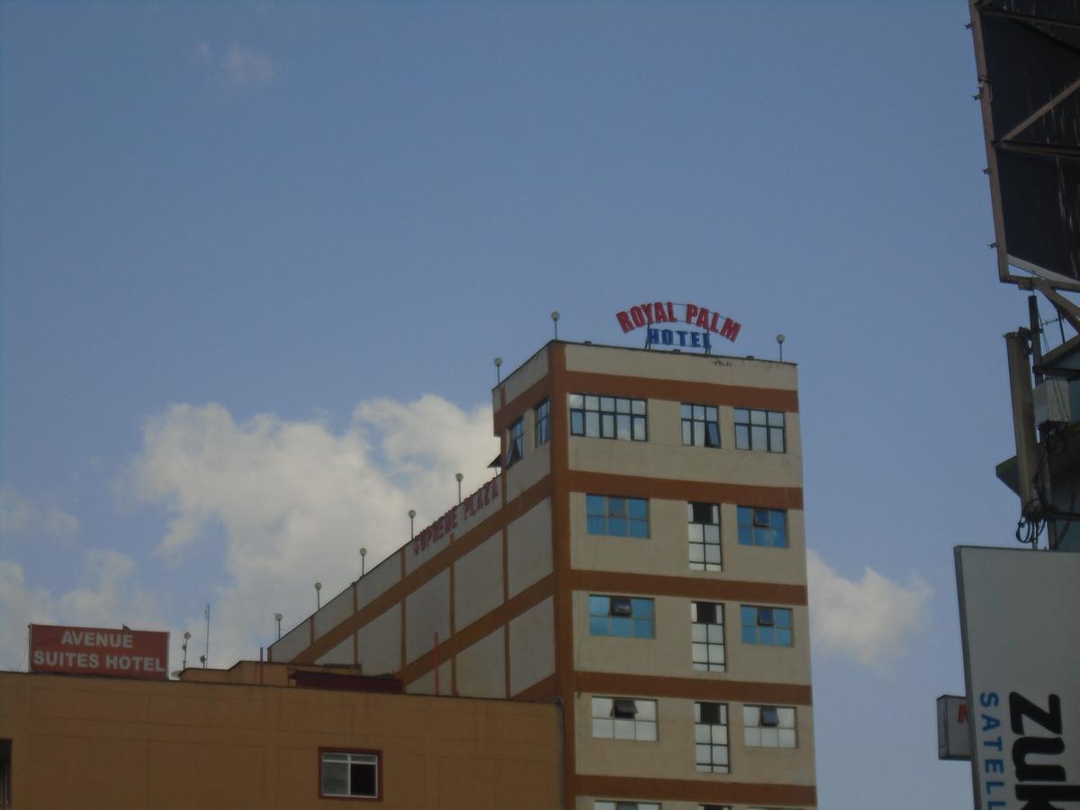 Royal Palm Hotel And Suites Накуру Екстериор снимка